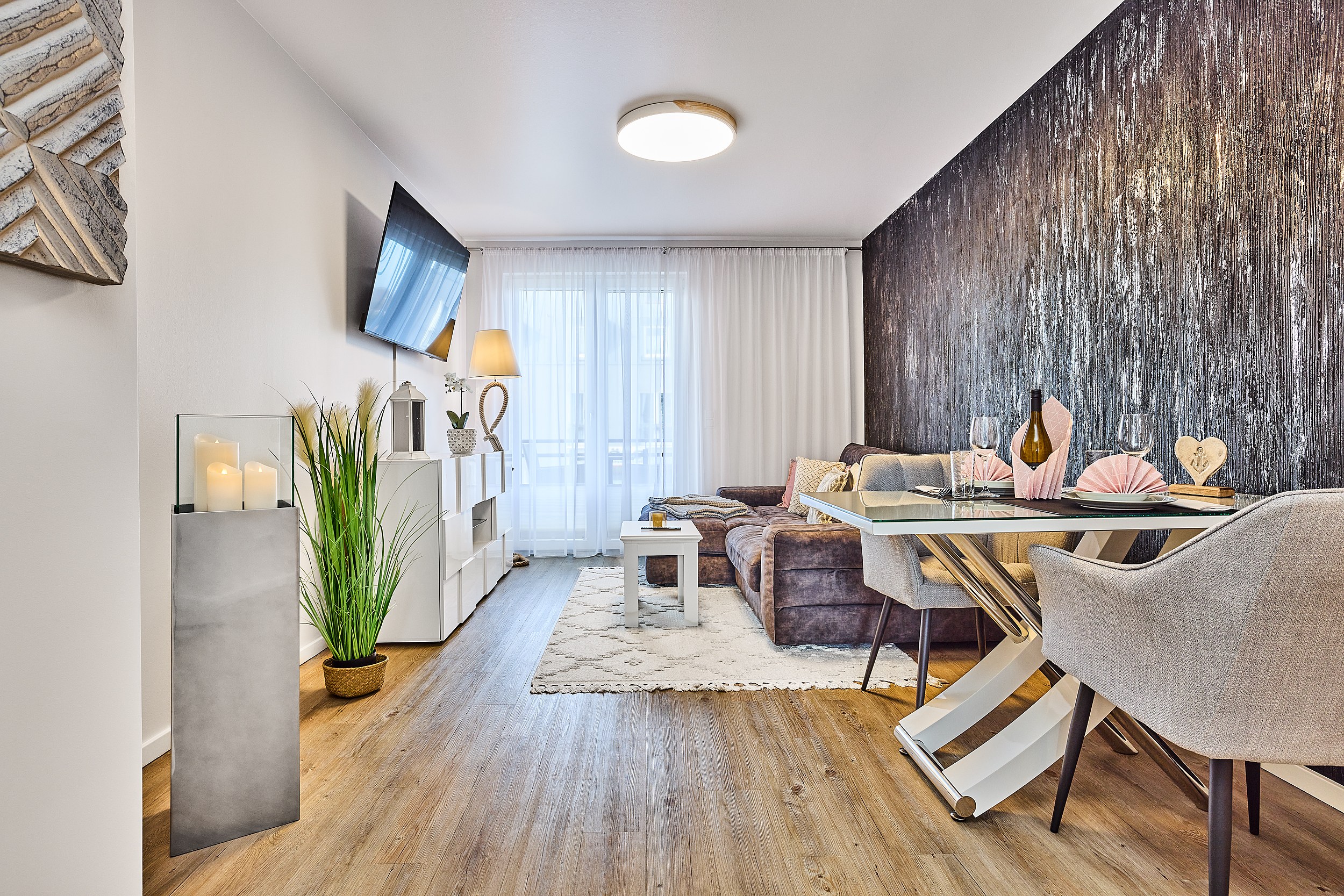Schicke 2-Zi-FeWo "Glam-Suite" mit Balkon