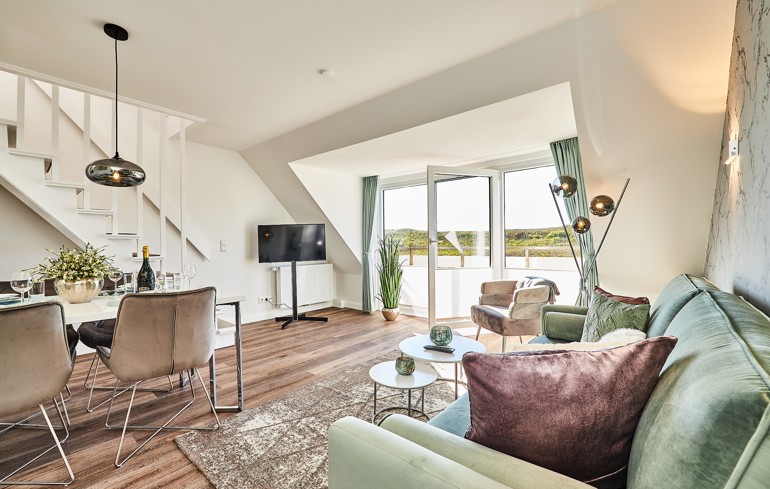 Moderne 3-Zi-FeWo "Bayside" direkt am Strand