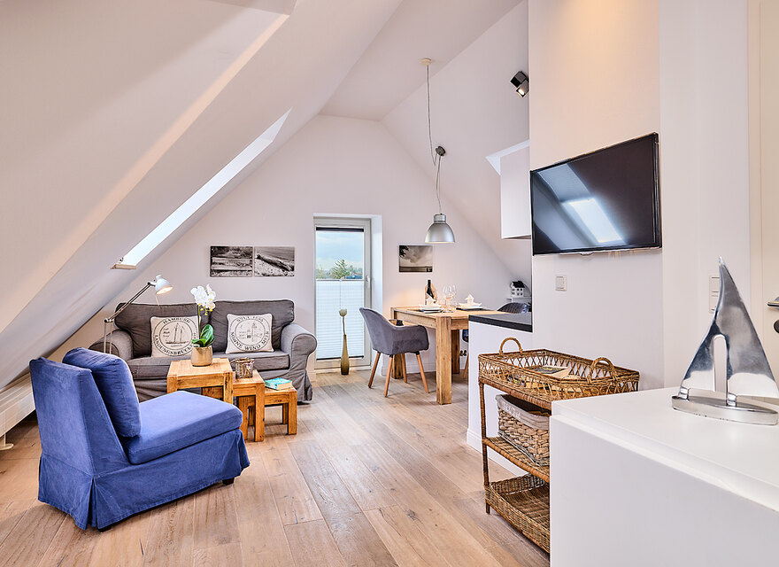 Modernes „Dachstudio“ in bester Lage von Westerland